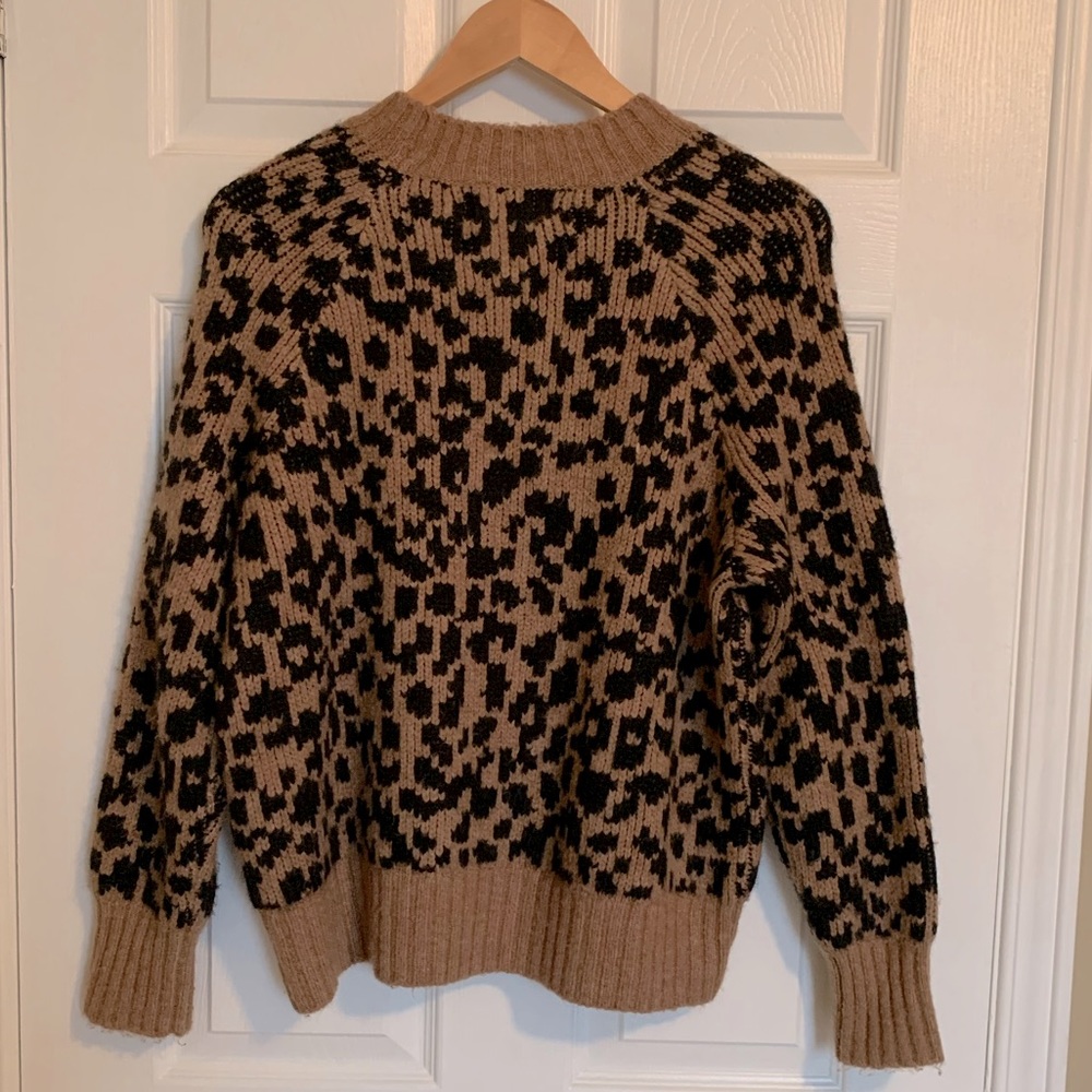 Patterned Sweater - Picture 5 of 9
